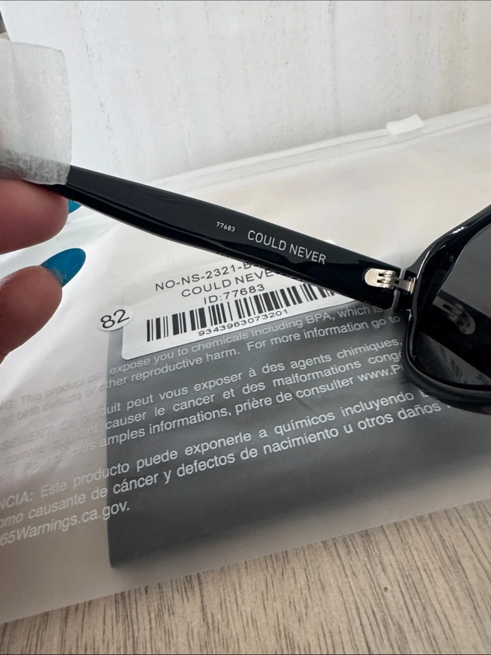 Quay Australia Black Could Never Gloss Oval Sunglasses ID 77683